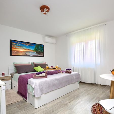 Apartamento Kety Premantura Exterior foto
