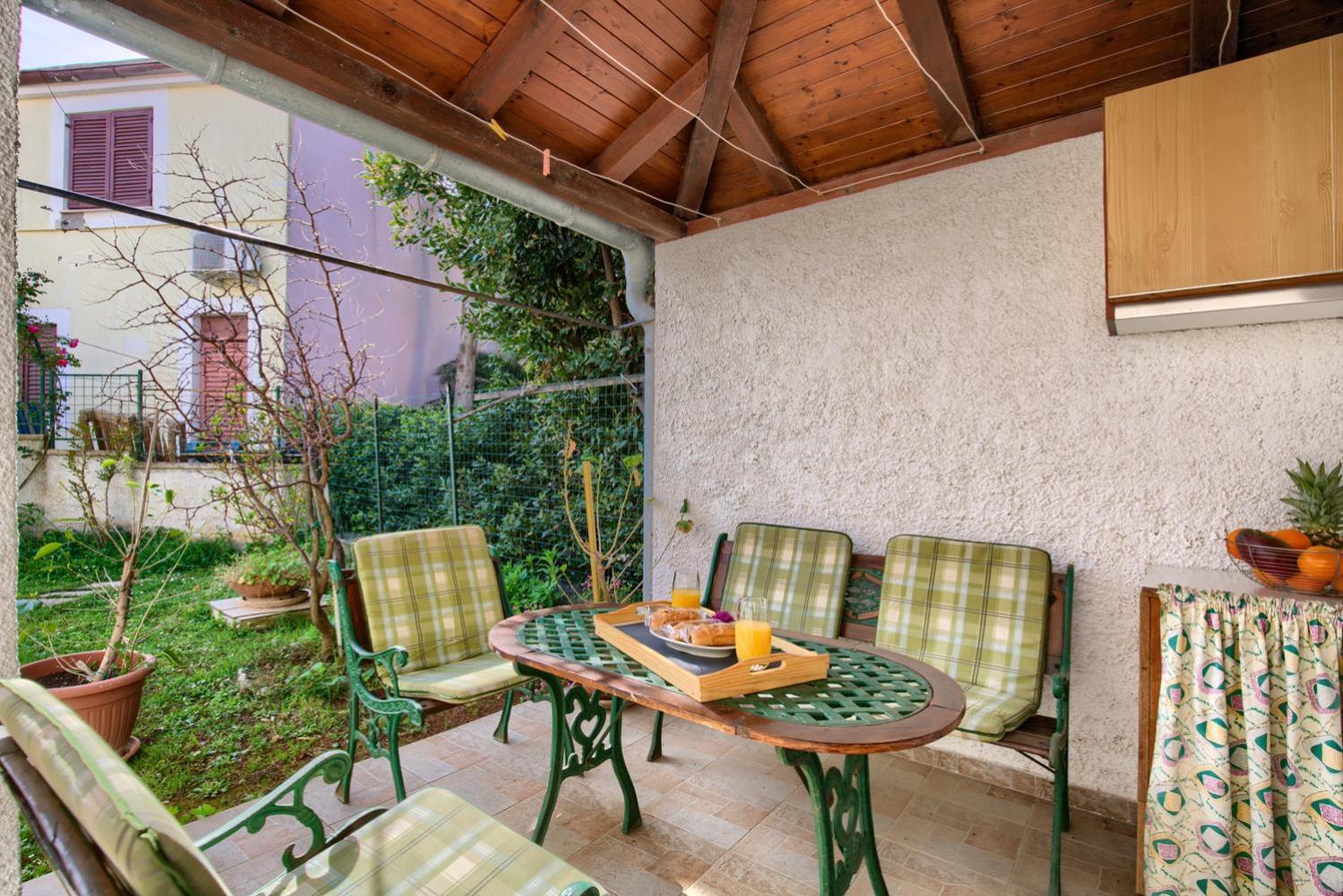 Apartamento Kety Premantura Exterior foto